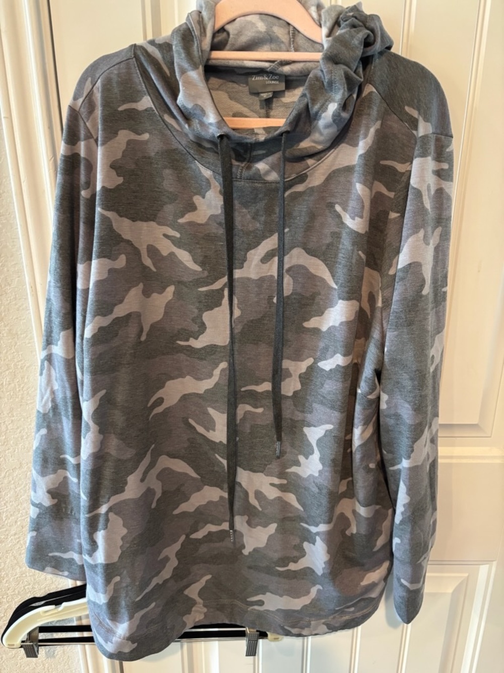 Camo sweatshirt